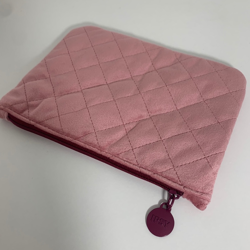 ipsy bag - Picture 2 of 2